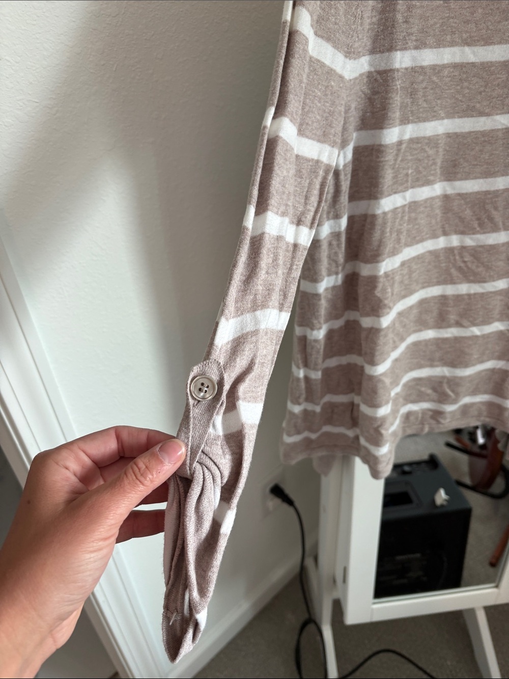 Express Taupe & White Striped Open Cardigan - Picture 5 of 5